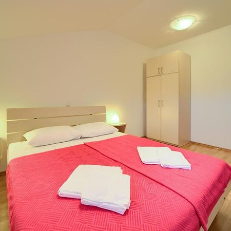 Apartments Ivica Krk Island Šilo 外观 照片
