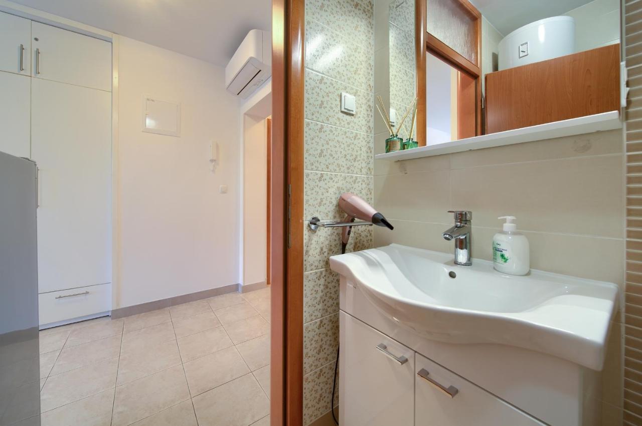 Apartments Ivica Krk Island Šilo 外观 照片