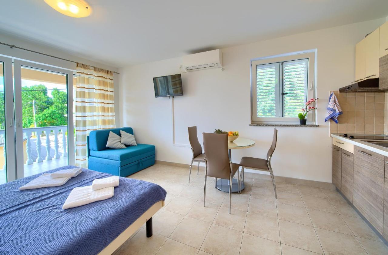 Apartments Ivica Krk Island Šilo 外观 照片